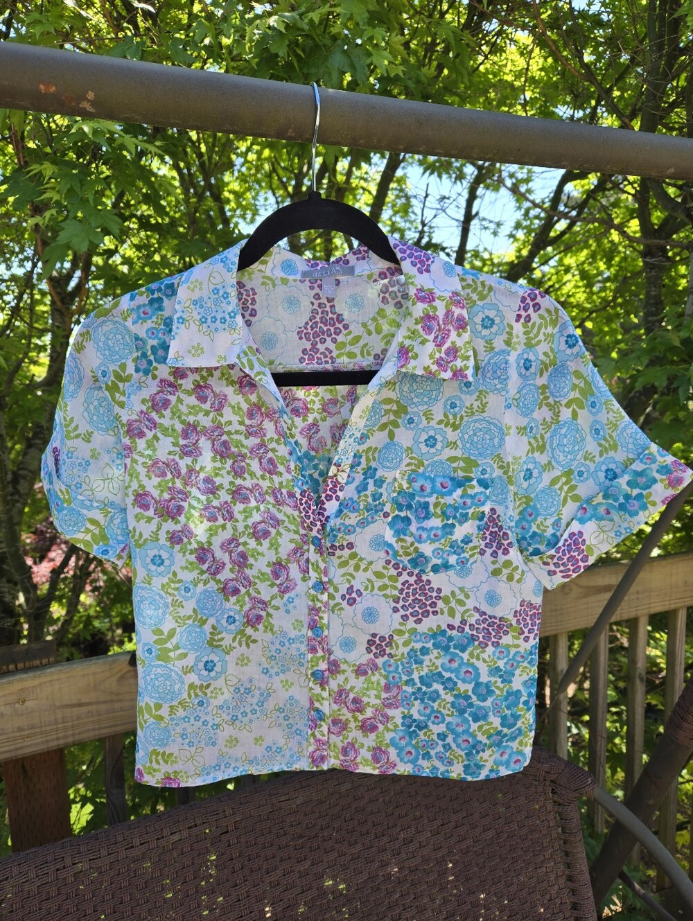 dELIA*s Floral Short Sleeve Blouse - S